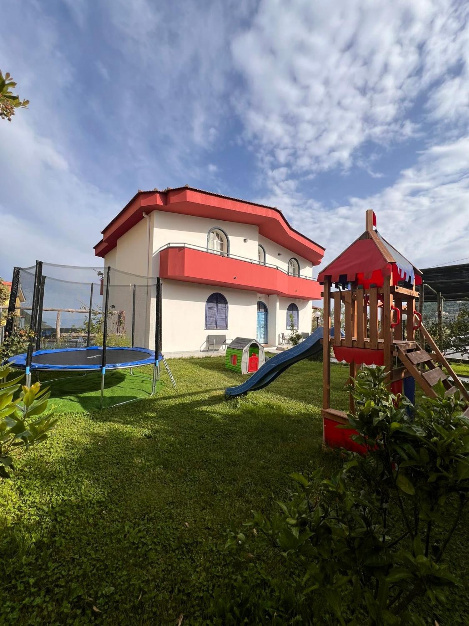 Villa Somma Apartments Pimonte Eksteriør bilde